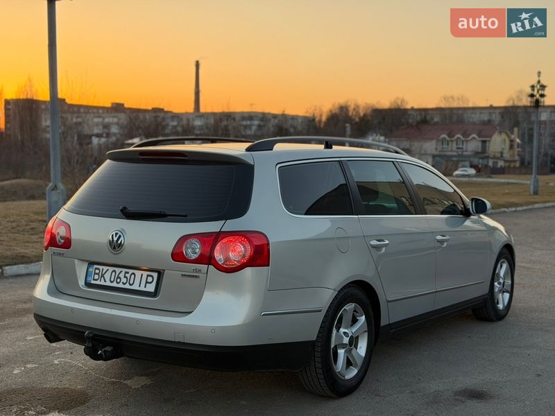 Универсал Volkswagen Passat 2009 в Ровно