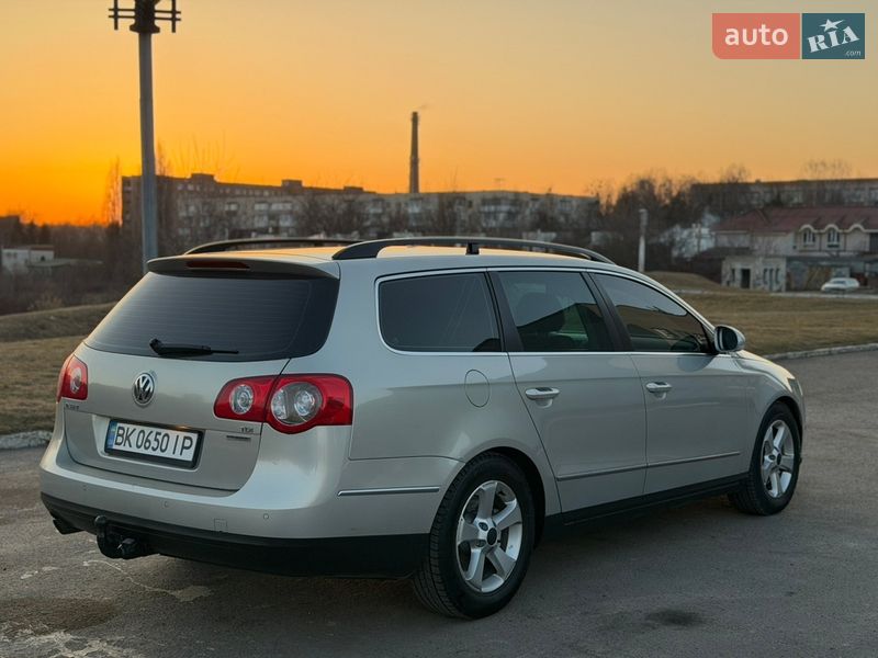 Универсал Volkswagen Passat 2009 в Ровно