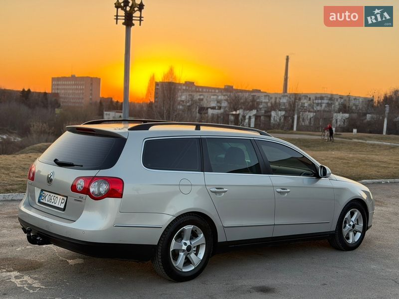 Универсал Volkswagen Passat 2009 в Ровно