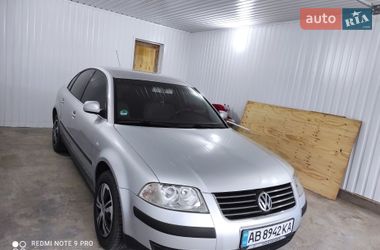 Седан Volkswagen Passat 2001 в Гайсине