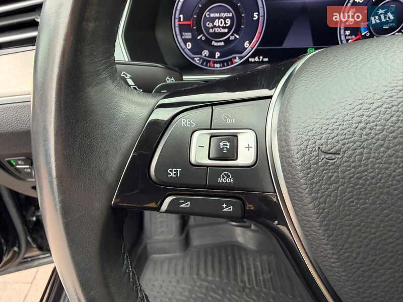 Универсал Volkswagen Passat 2016 в Ровно