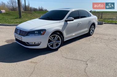 Седан Volkswagen Passat 2013 в Компанеевке