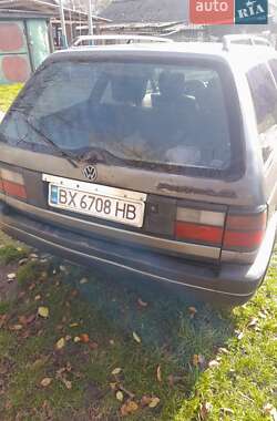 Универсал Volkswagen Passat 1993 в Славуте