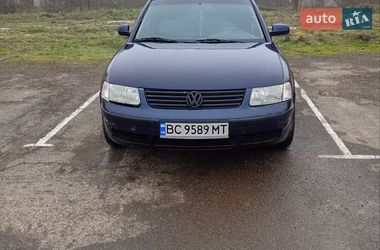 Седан Volkswagen Passat 1998 в Львові