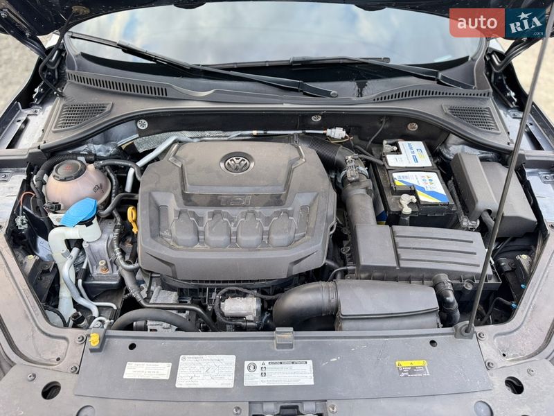 Седан Volkswagen Passat 2019 в Луцке