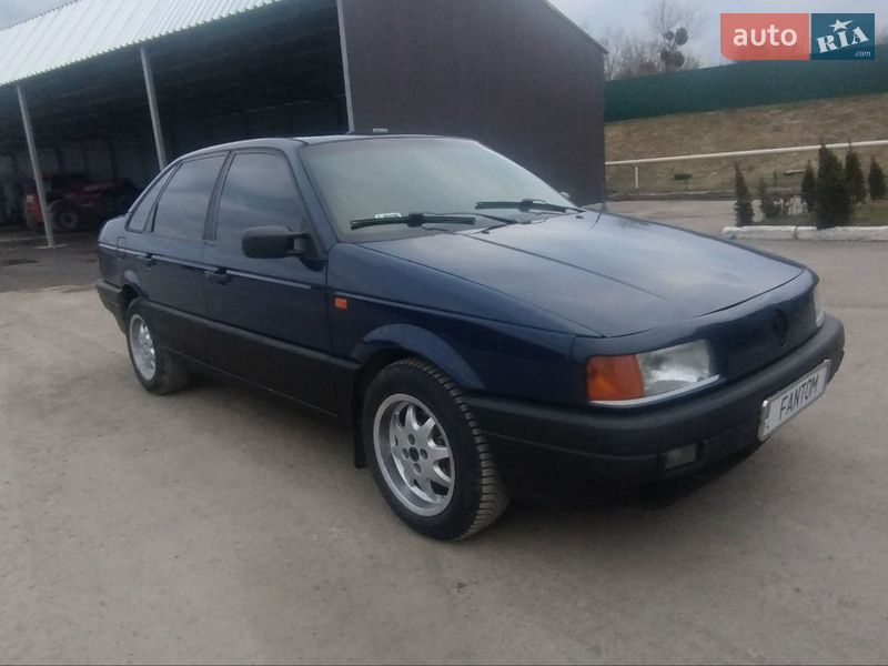 Volkswagen Passat 1992