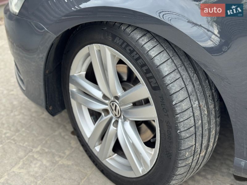 Универсал Volkswagen Passat 2012 в Львове