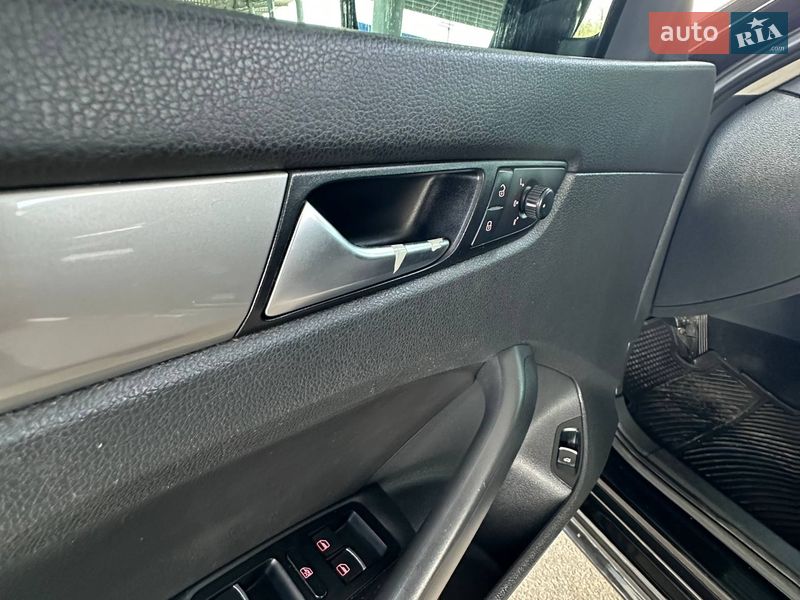Седан Volkswagen Passat 2013 в Запорожье