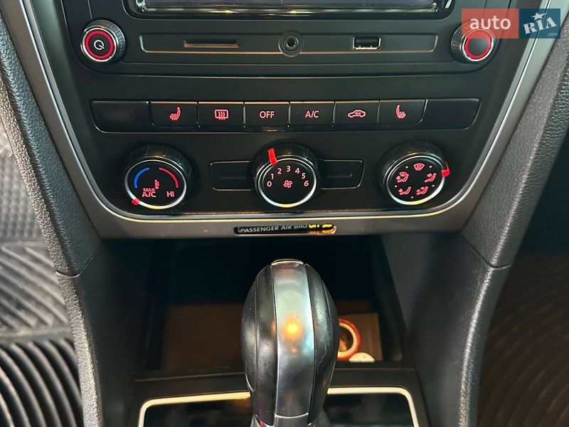 Седан Volkswagen Passat 2013 в Запорожье