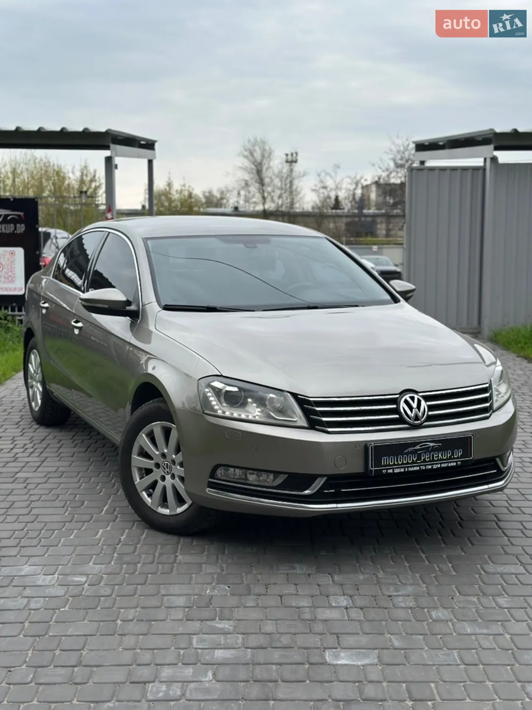 2012 Volkswagen Passat - мініатюра 3