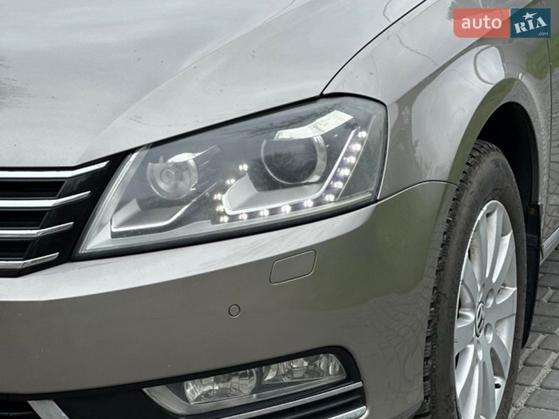 Седан Volkswagen Passat 2012 в Каменском