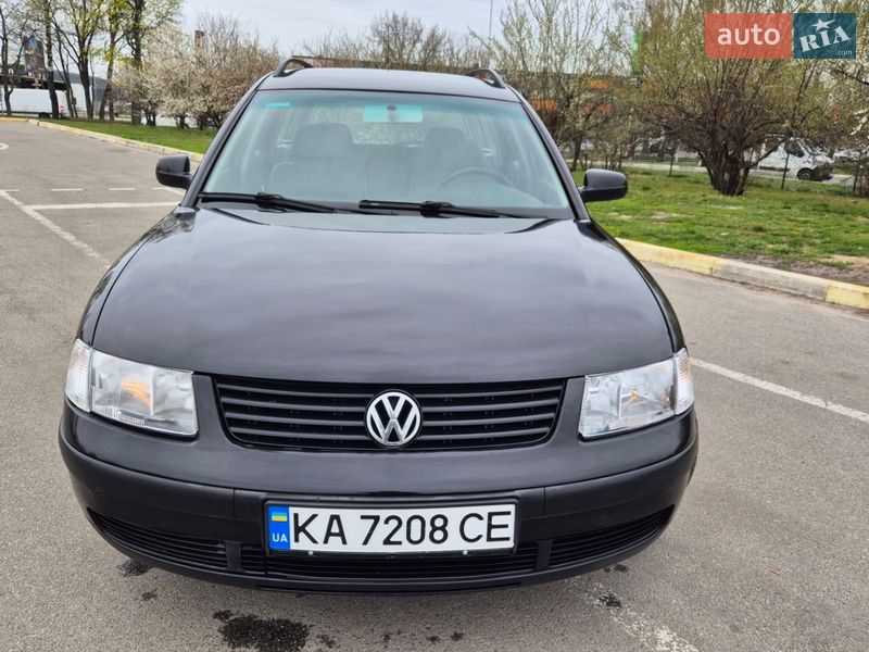 Универсал Volkswagen Passat 2000 в Буче