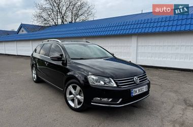 Универсал Volkswagen Passat 2012 в Радивилове