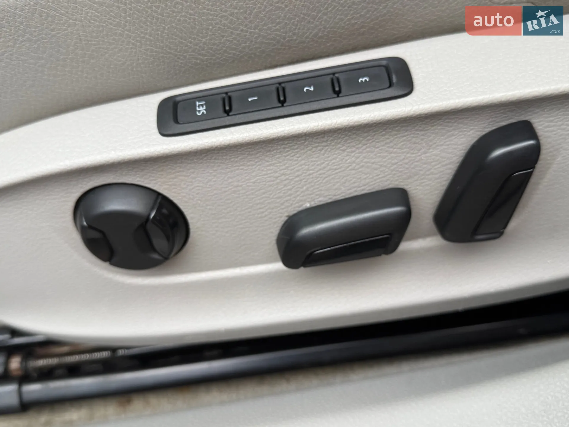 2012 Volkswagen Passat - мініатюра 17