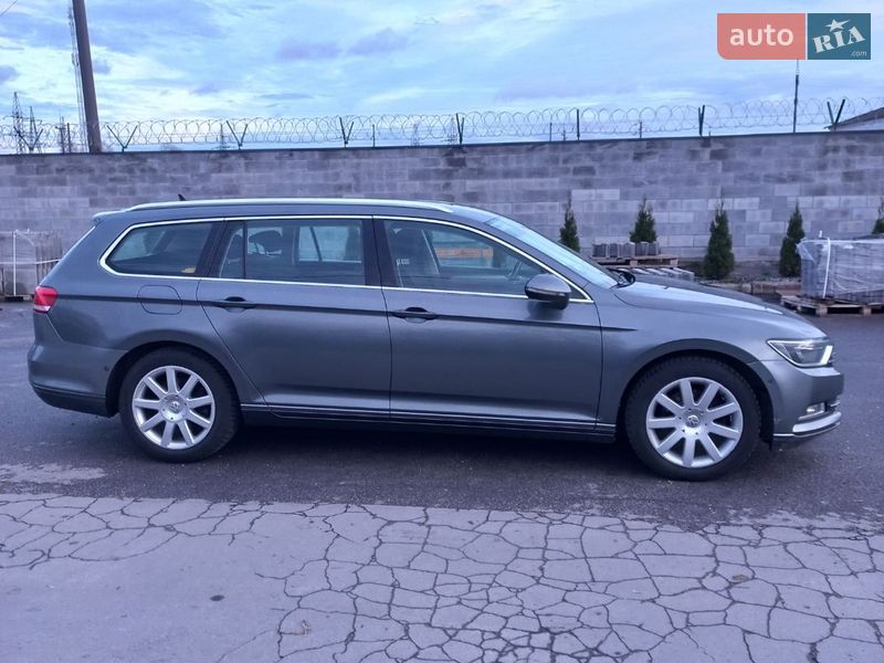 Универсал Volkswagen Passat 2015 в Звягеле
