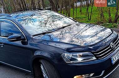 Универсал Volkswagen Passat 2011 в Харькове