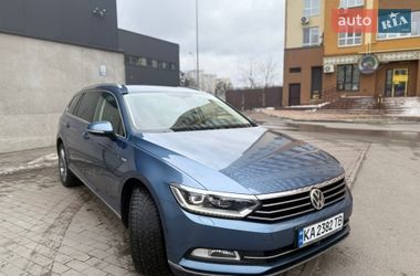 Универсал Volkswagen Passat 2014 в Киеве