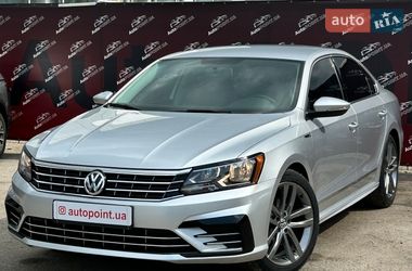 Седан Volkswagen Passat 2016 в Сумах
