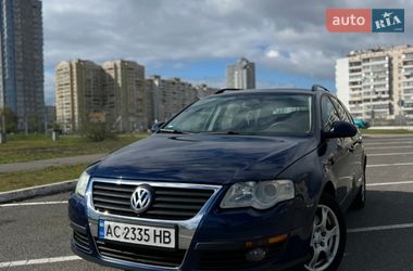 Універсал Volkswagen Passat 2006 в Києві