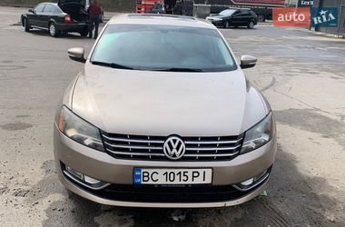 Седан Volkswagen Passat 2014 в Львові