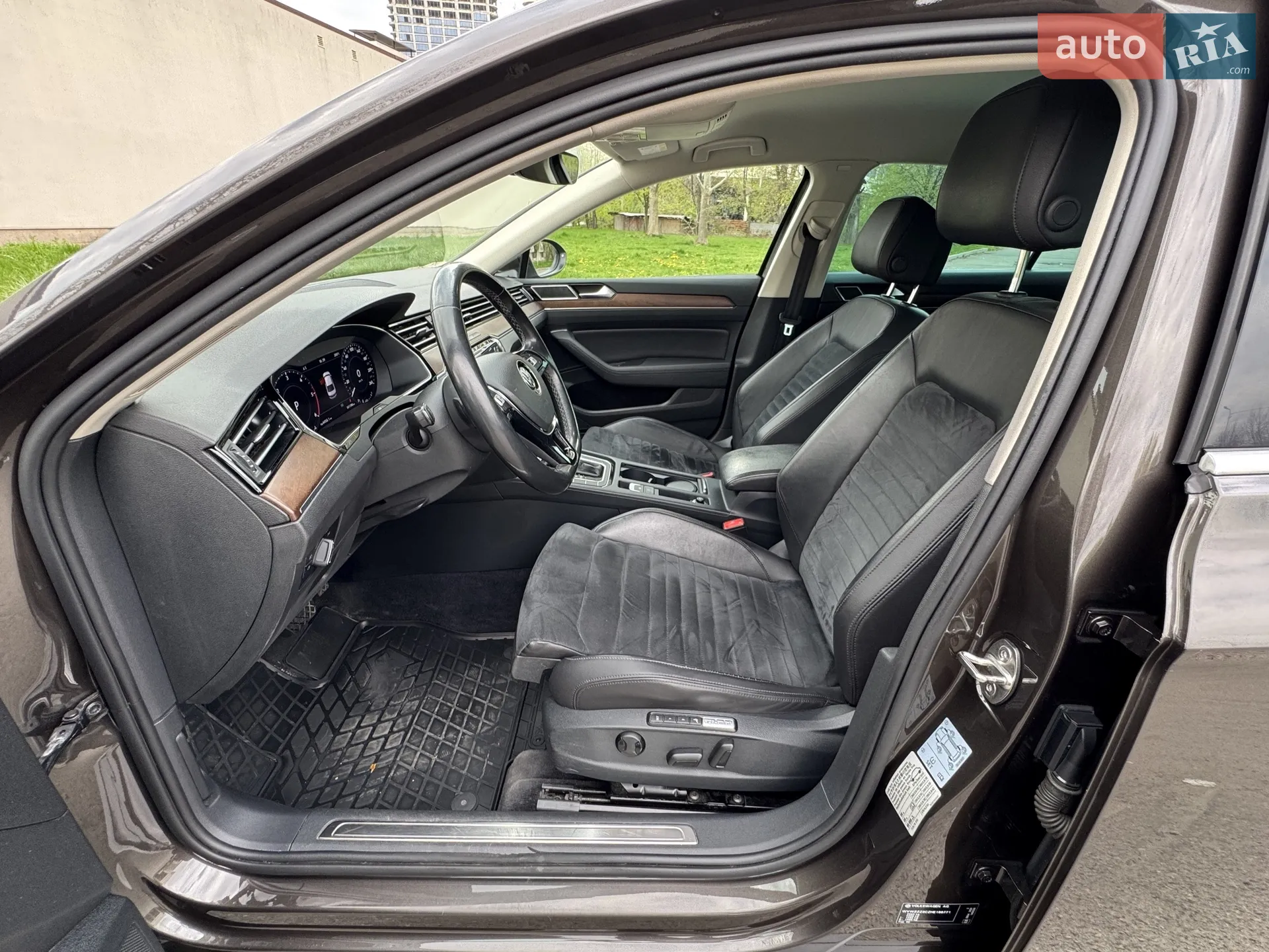2017 Volkswagen Passat - мініатюра 12