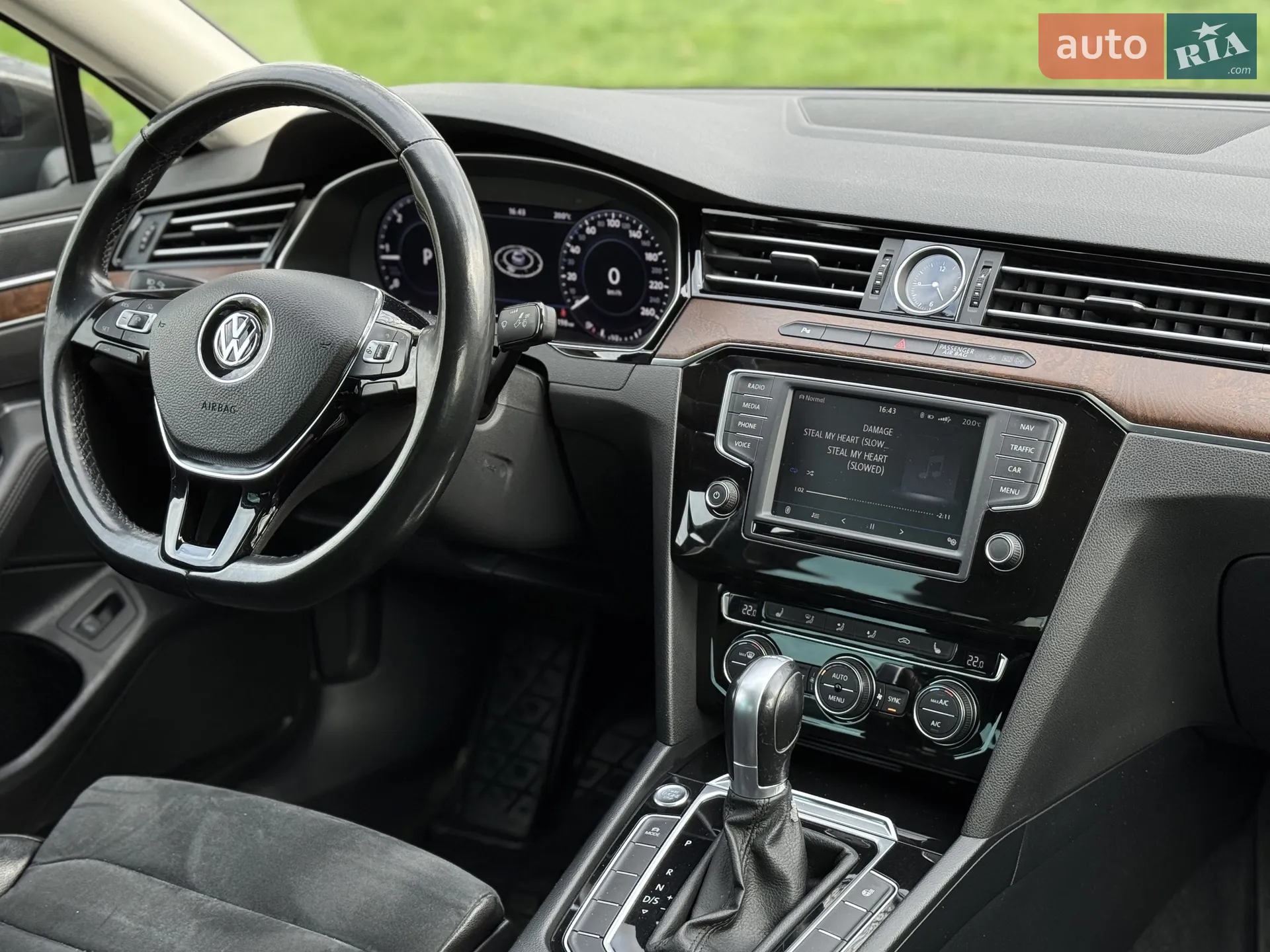 2017 Volkswagen Passat - мініатюра 20