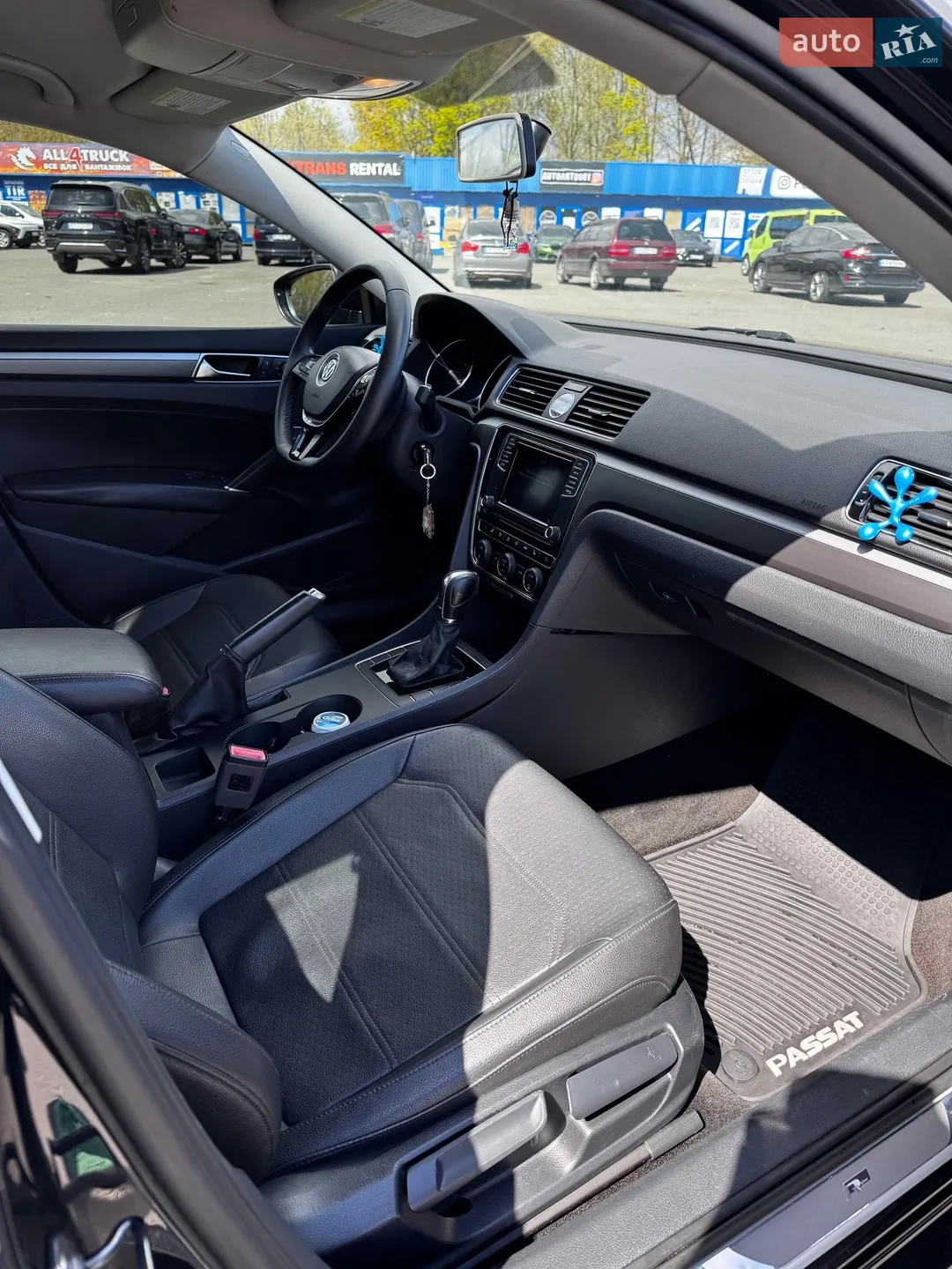 2017 Volkswagen Passat - мініатюра 17