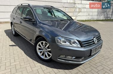 Универсал Volkswagen Passat 2014 в Киеве