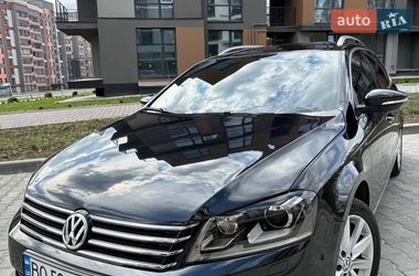 Універсал Volkswagen Passat 2011 в Тернополі