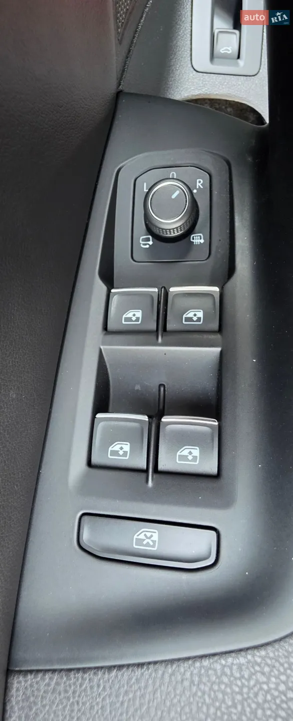 2019 Volkswagen Passat - мініатюра 45