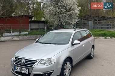 Универсал Volkswagen Passat 2007 в Ровно