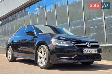 Седан Volkswagen Passat 2012 в Києві