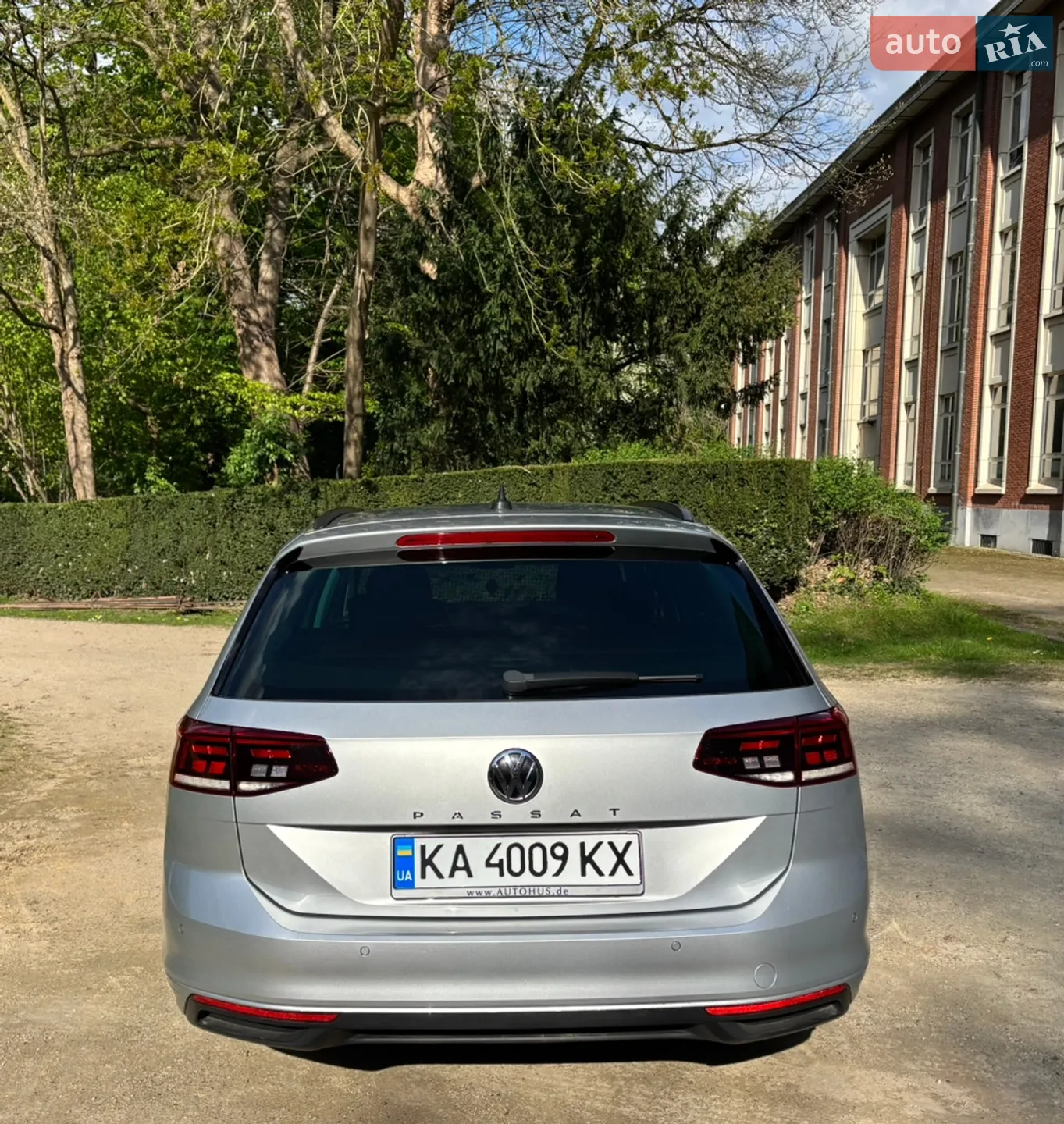 2019 Volkswagen Passat - мініатюра 3