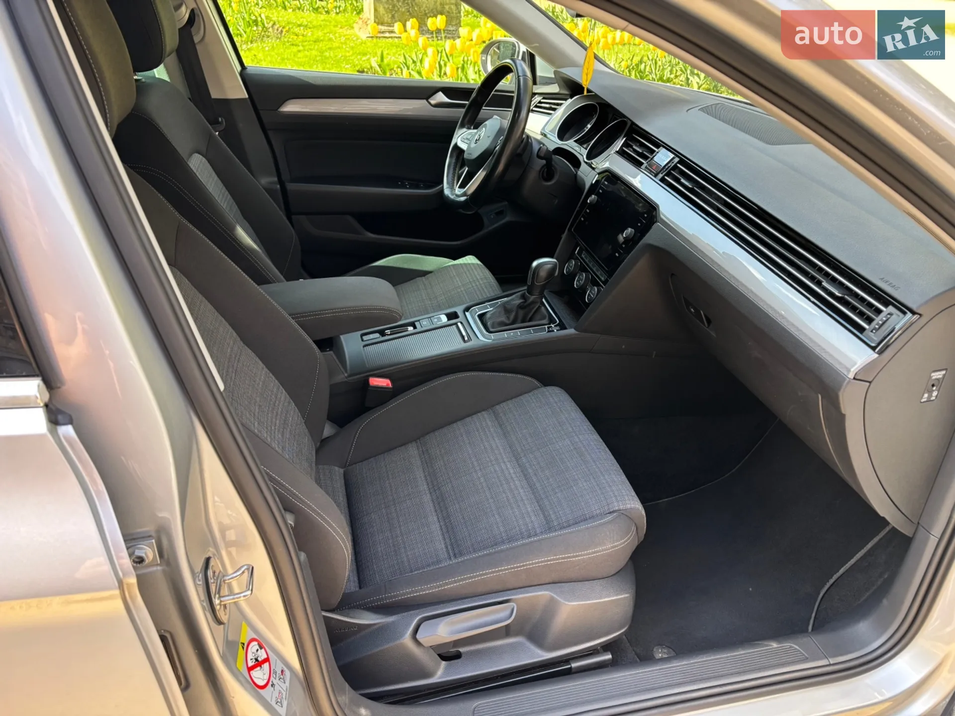 2019 Volkswagen Passat - мініатюра 18