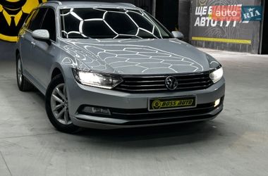Универсал Volkswagen Passat 2014 в Черновцах