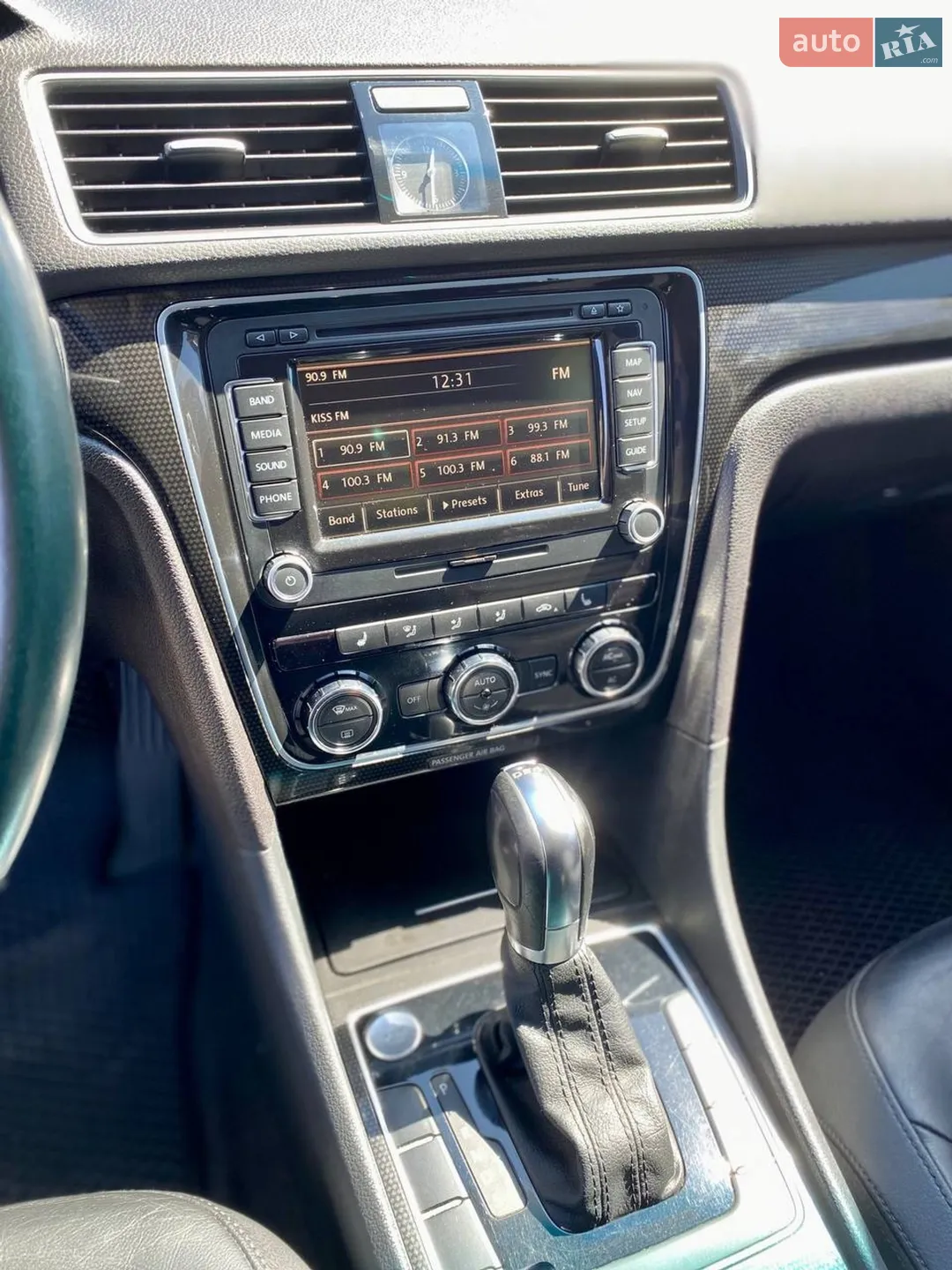2011 Volkswagen Passat - мініатюра 37