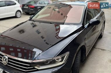Универсал Volkswagen Passat 2015 в Одессе