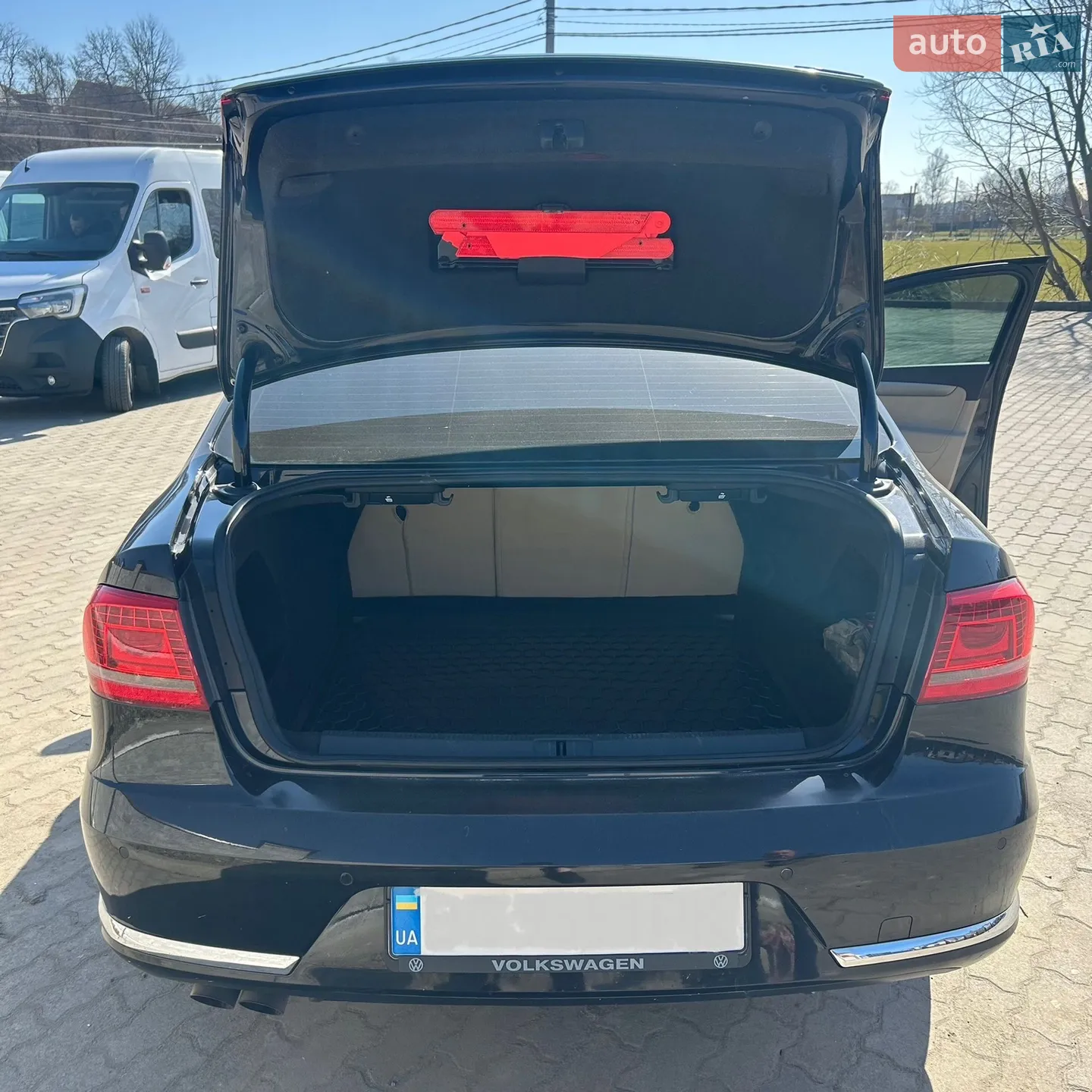 2012 Volkswagen Passat - мініатюра 3
