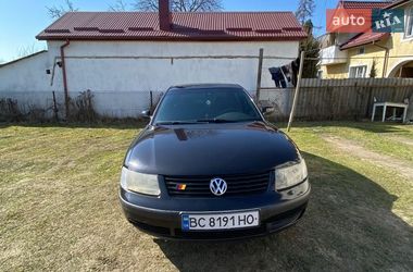 Седан Volkswagen Passat 1997 в Львове