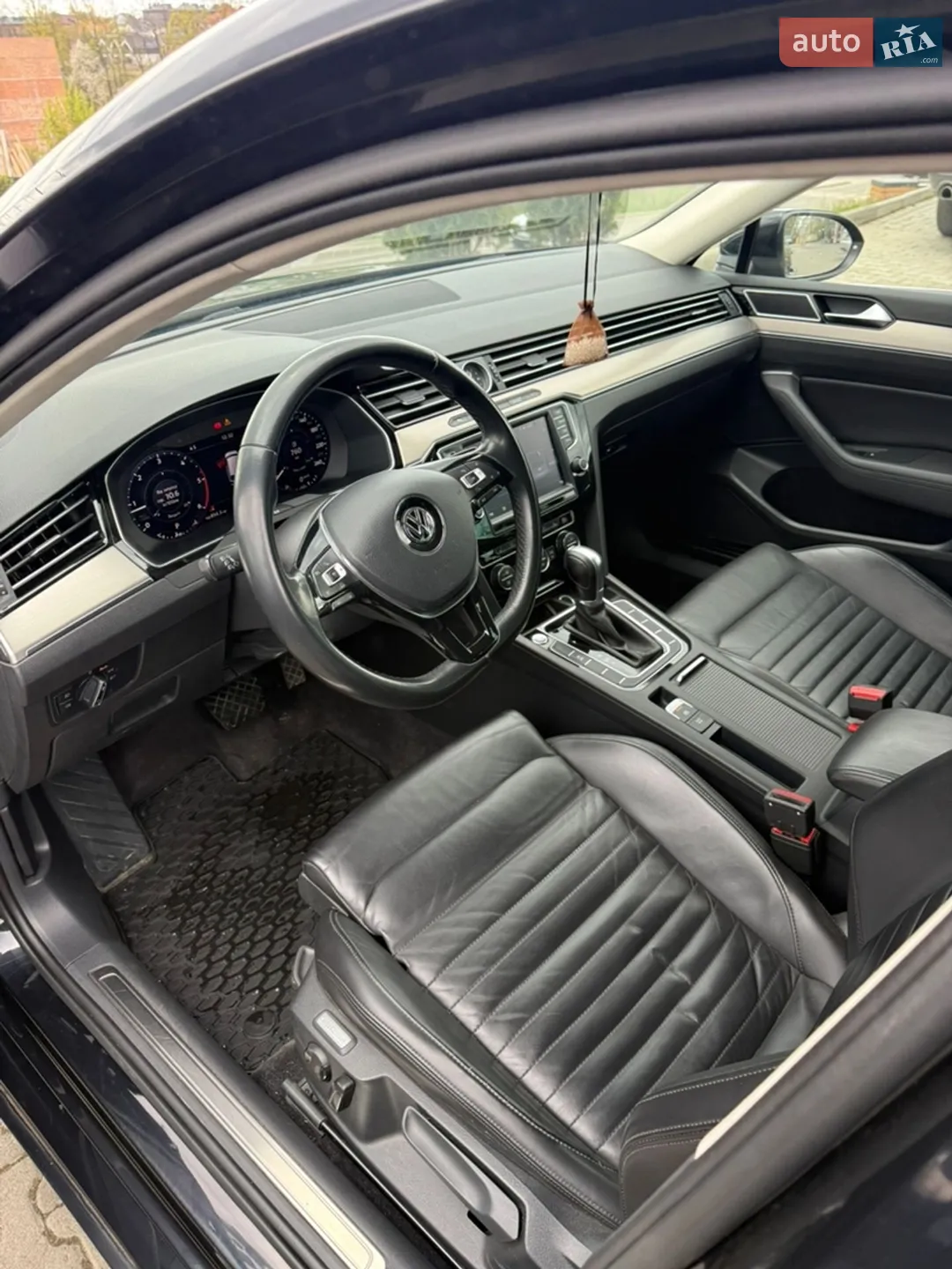 2016 Volkswagen Passat - мініатюра 10