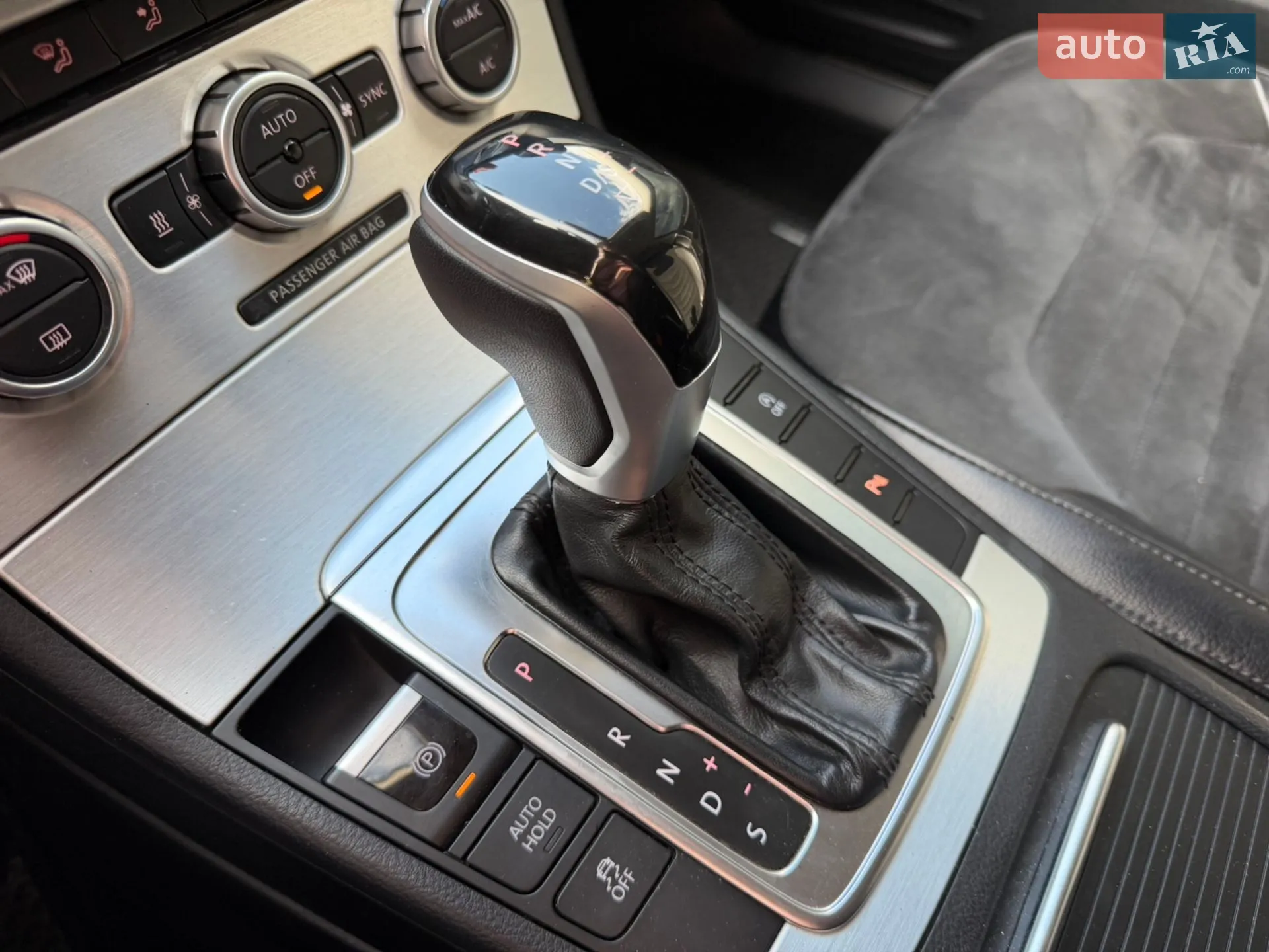 2012 Volkswagen Passat - мініатюра 40