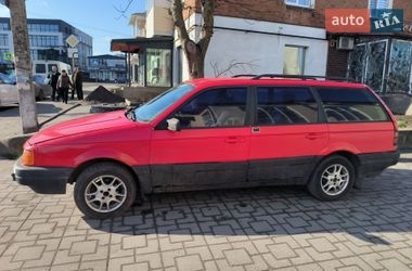 Универсал Volkswagen Passat 1989 в Красилове