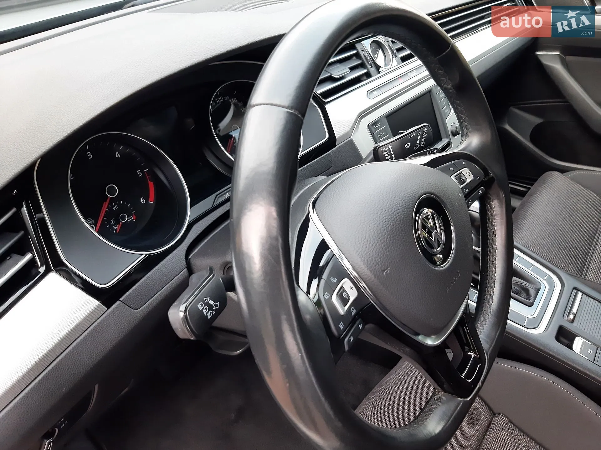 2016 Volkswagen Passat - мініатюра 17