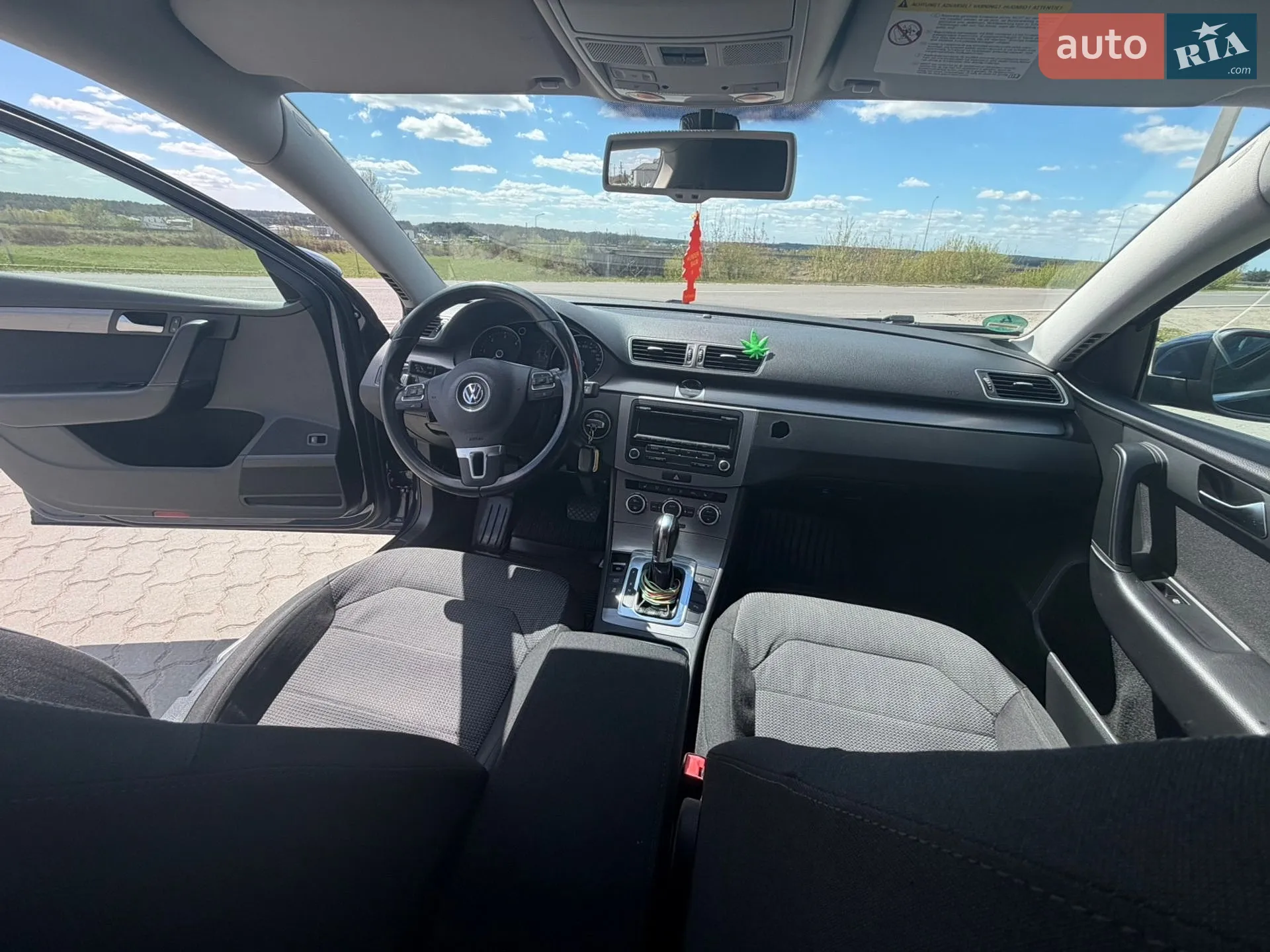 2012 Volkswagen Passat - мініатюра 9