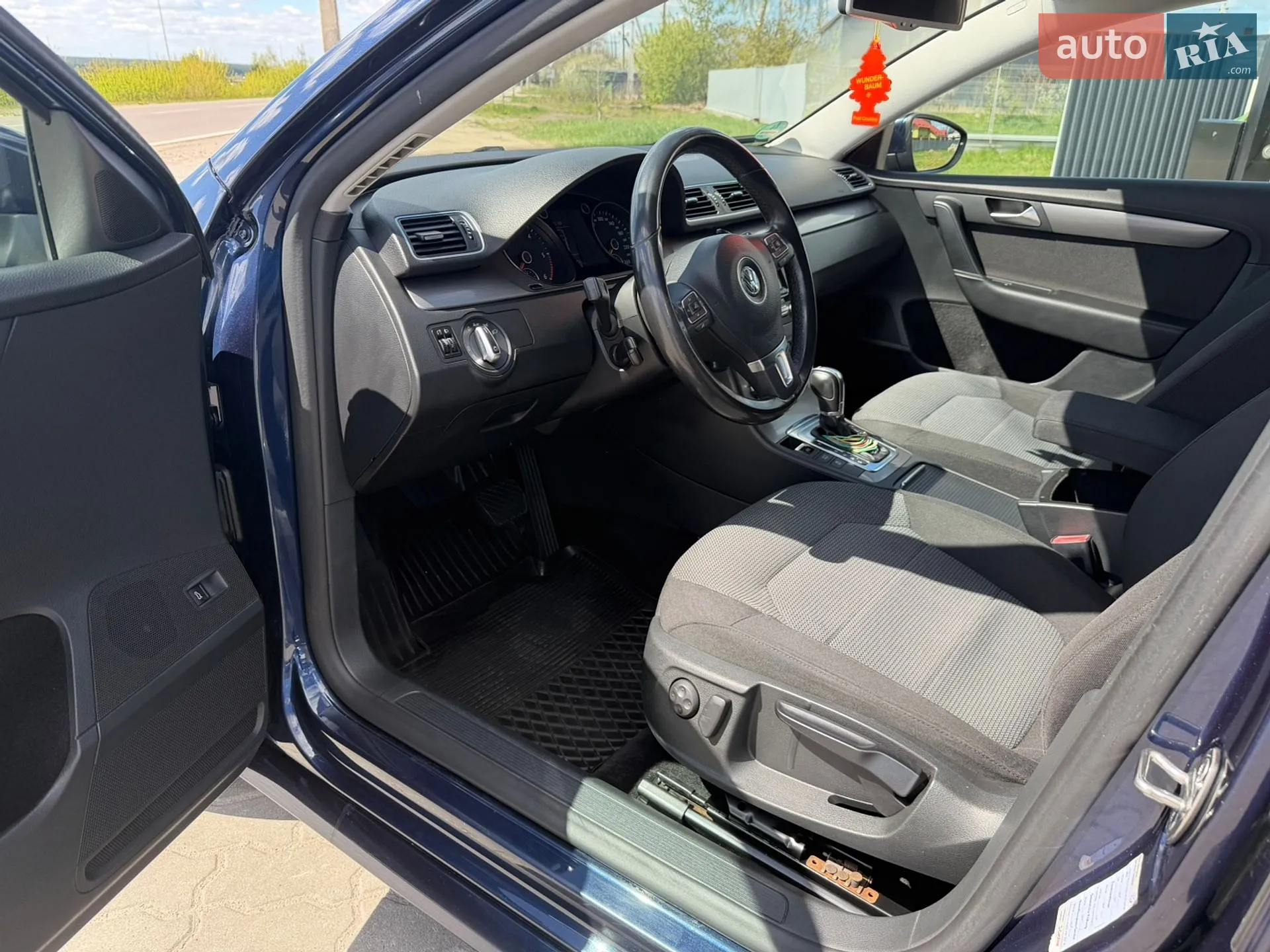 2012 Volkswagen Passat - мініатюра 13