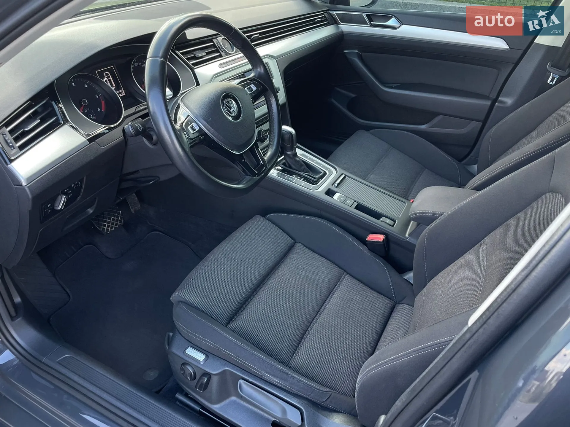 2016 Volkswagen Passat - мініатюра 17