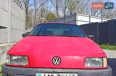 Седан Volkswagen Passat 1993 в Черновцах