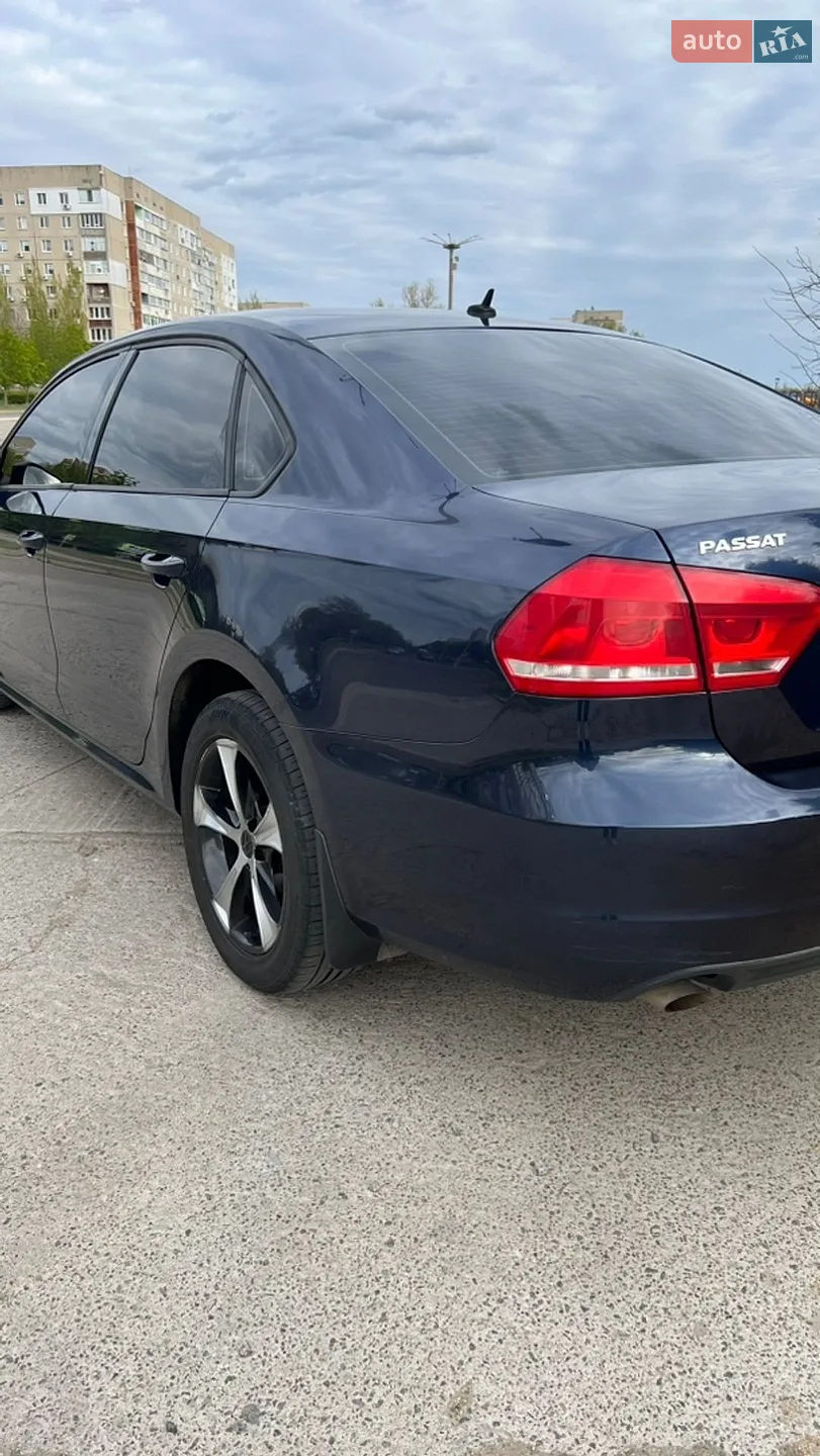 2013 Volkswagen Passat - мініатюра 5