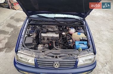 Универсал Volkswagen Passat 1996 в Хмельницком