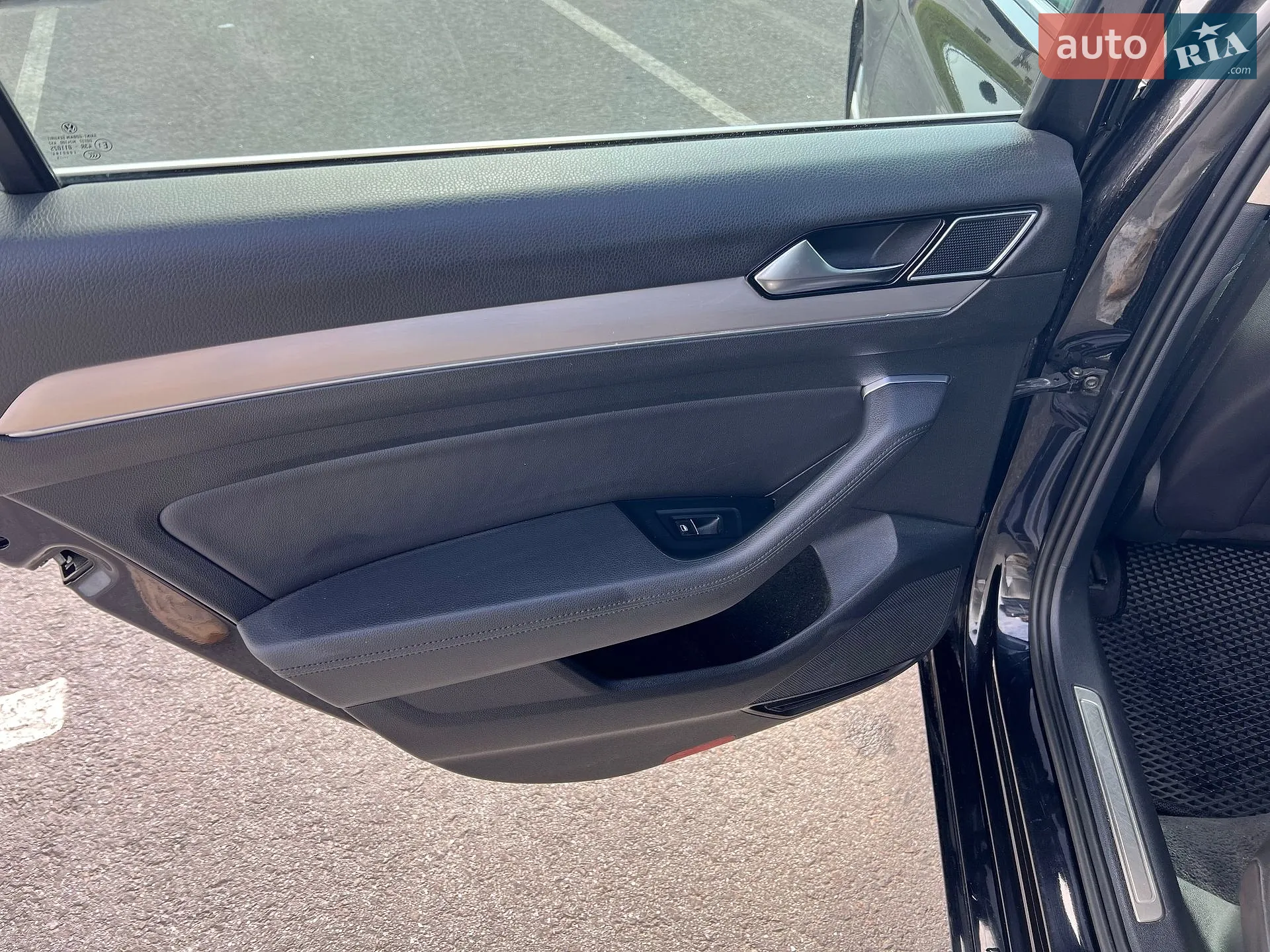 2015 Volkswagen Passat - мініатюра 23